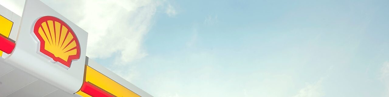 The Shell pecten on a retail service station