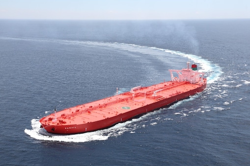 Ship sailing in the Sea