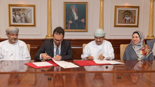 H.E. Dr Ali Al Baimani, SQU’s vice chancellor and Walid Hadi